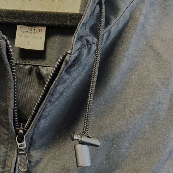 Eddie Bauer Hooded Jacket - Picture 5 of 8